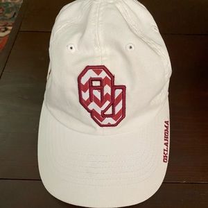 OU Women’s Cotton Hat-perfect for football season!!🏈
